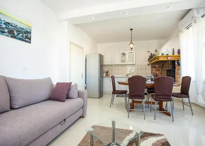 Brunac Apartamento *