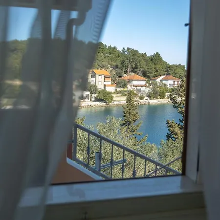 Brunac Apartment *